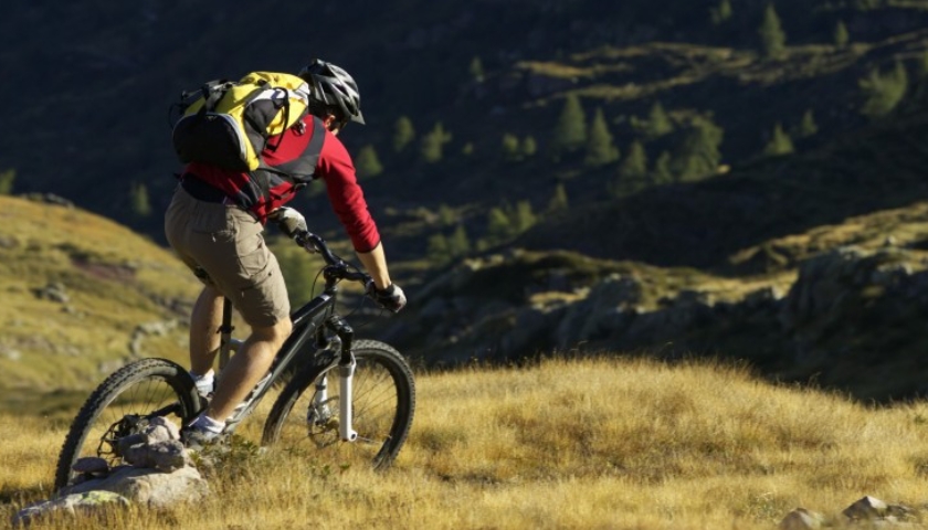戶外品牌茄子视频污免费观看
