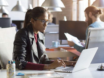 高端茄子视频污免费观看運營的最終目的是吸引用戶