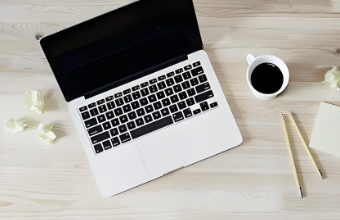 網站設計是展示形象和信息的窗口，更是與目標受眾溝通和互動的重要平台